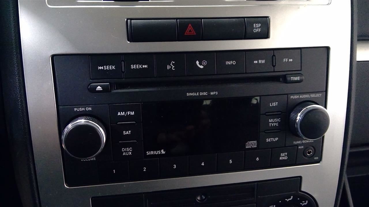 Audio Radio Display And Receiver Radio ID RES Fits 08-10 300 1848436