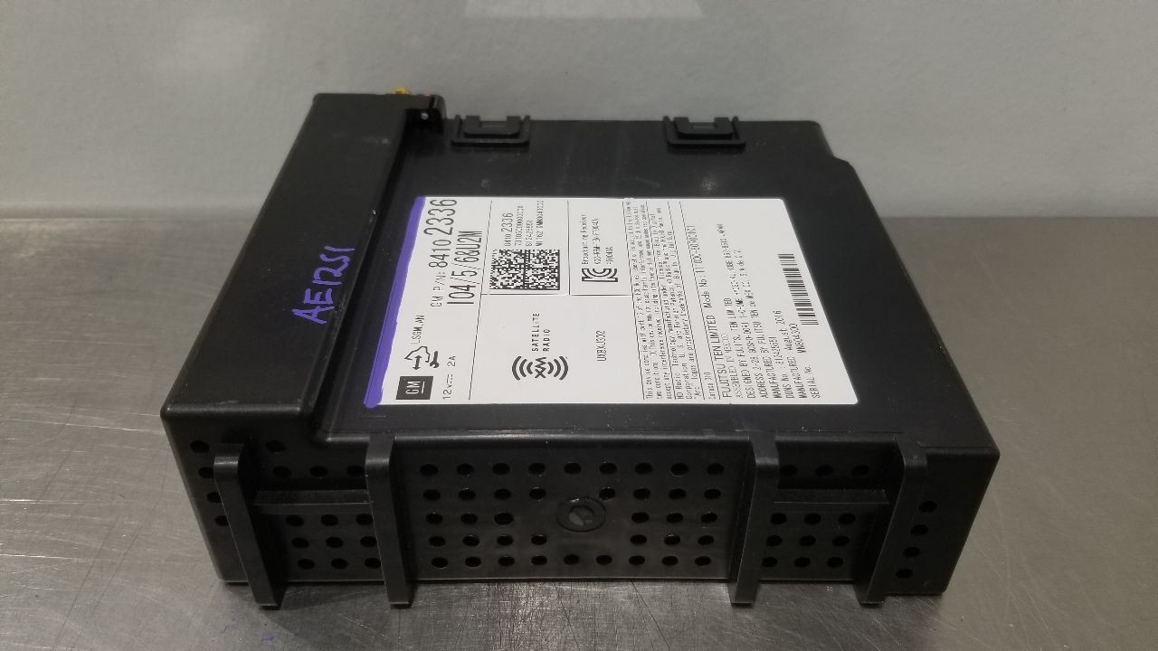 17 GMC SIERRA DENALI 1500 RADIO AUDIO RECEIVER 84102336