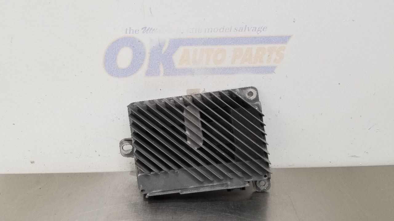 19 GMC YUKON RADIO AUDIO AMPLIFIER 84503463