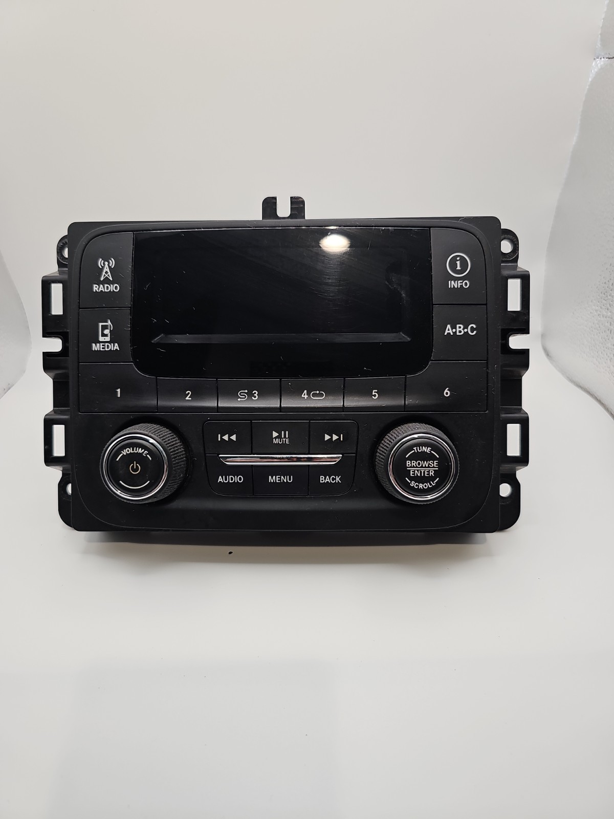 2014 Dodge Ram 1500 Radio Receiver Opt RA1 OEM