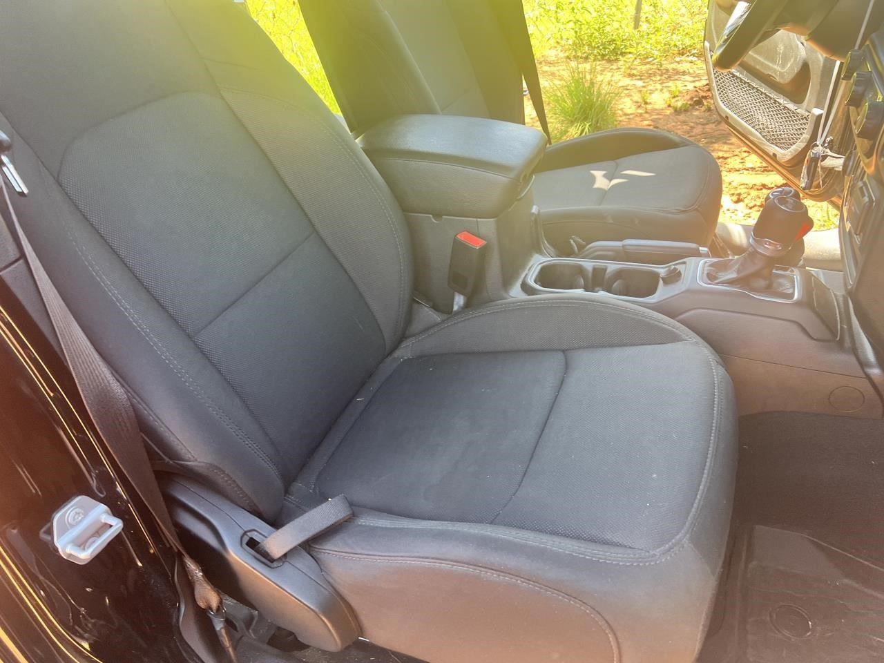Audio Equipment Radio LHD Display And Receiver Fits 18-20 WRANGLER 104884241