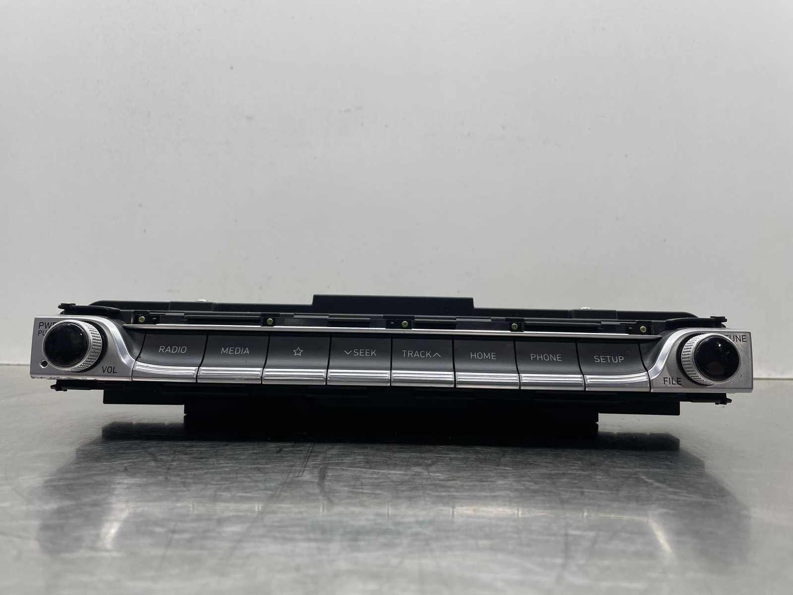 2019 Genesis G70 OEM AM/FM Radio Receiver Navigation Unit 96160-G9140VCA 20 21