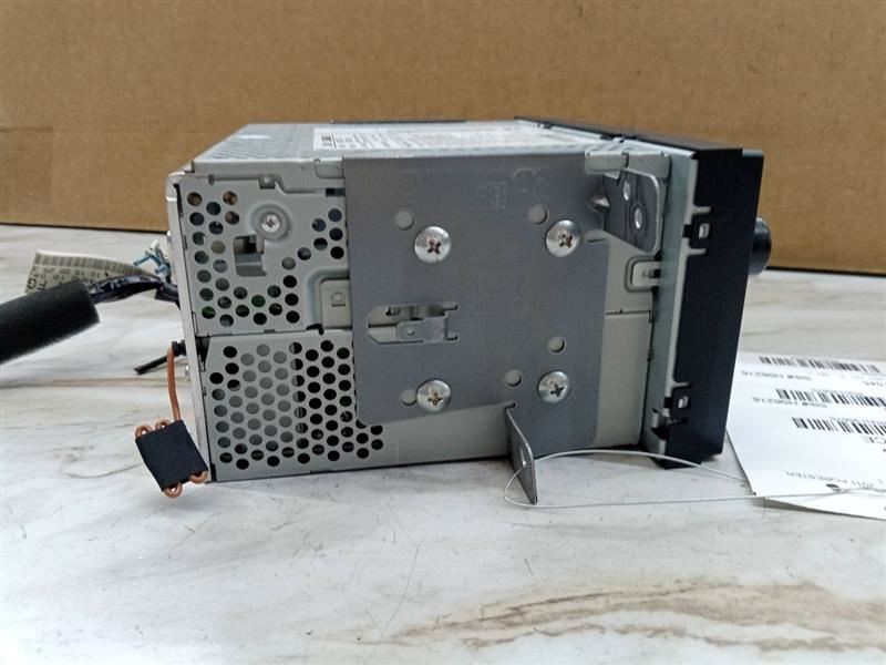 Audio Equipment Radio Receiver AM-FM-6 CD-MP3 Fits 09-13 FORESTER 135675