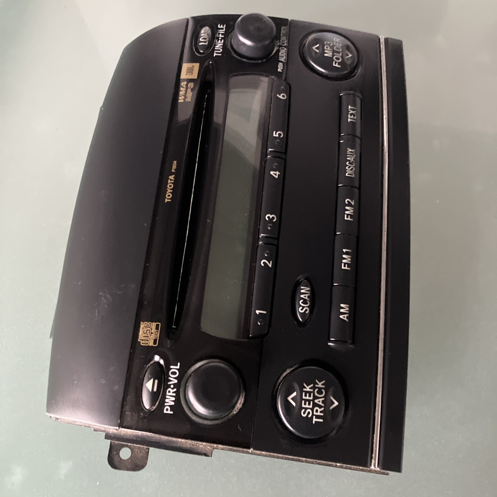 Toyota Sienna 2004-2010 P1804 RADIO FACIAL AM-FM STEREO CD MP3 WMA PLAYER 86120
