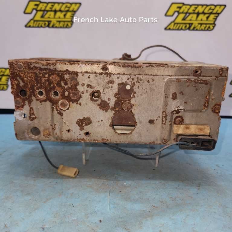UNTESTED A/M Radio 7289313 Fits 1965 OLDSMOBILE 1242775