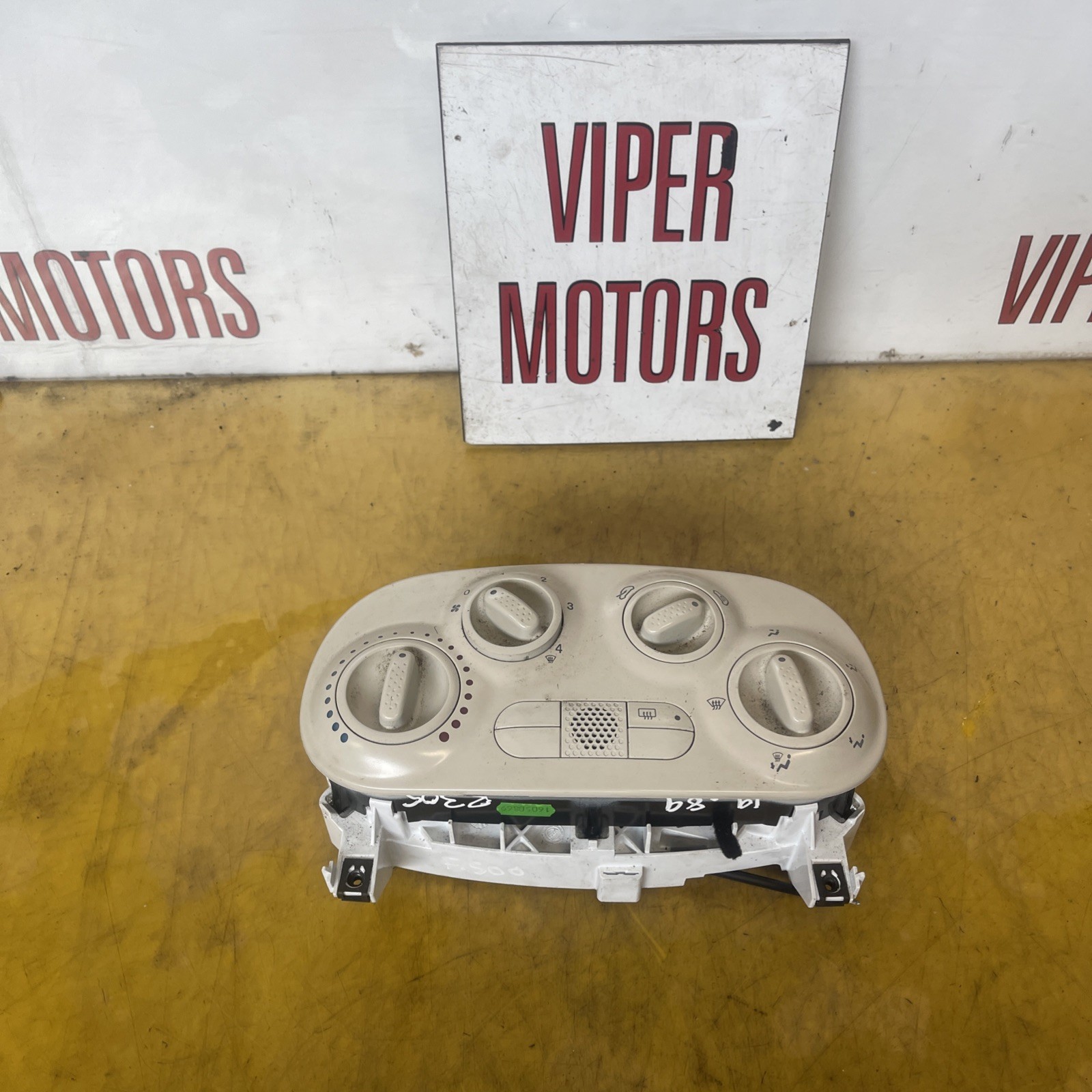 Fiat 500 Heater Control Panel Heater Controls White 3 Door 2007-2024 Ref 305
