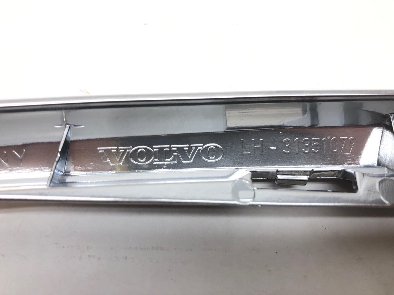 2011 – 2013 Volvo XC60 Radio Heater Climate Control Panel Trim Bezel 1302415 OEM