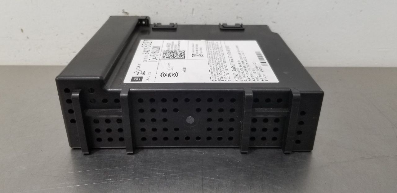 18 GMC SIERRA SLT 2500 RADIO AUDIO RECEIVER 84278527
