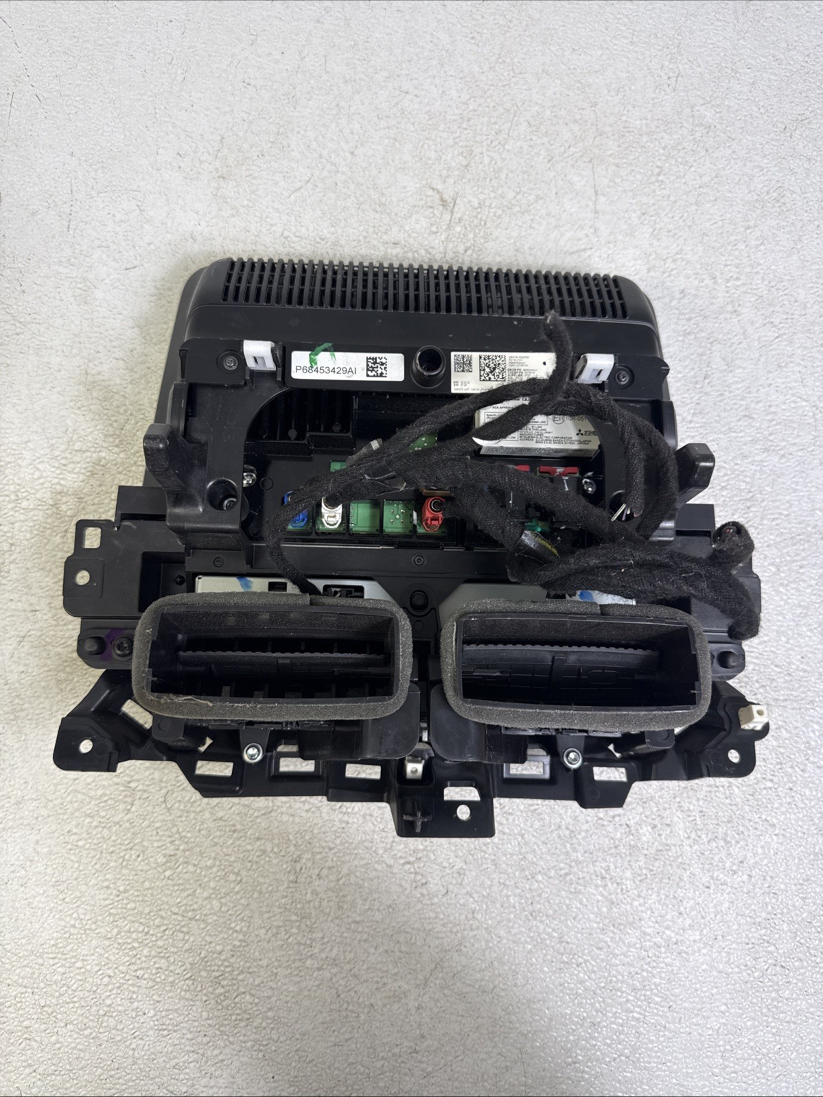 2022-2025 Jeep Compass 8.40 Touchscreen Display Receiver 68453429AI OEM