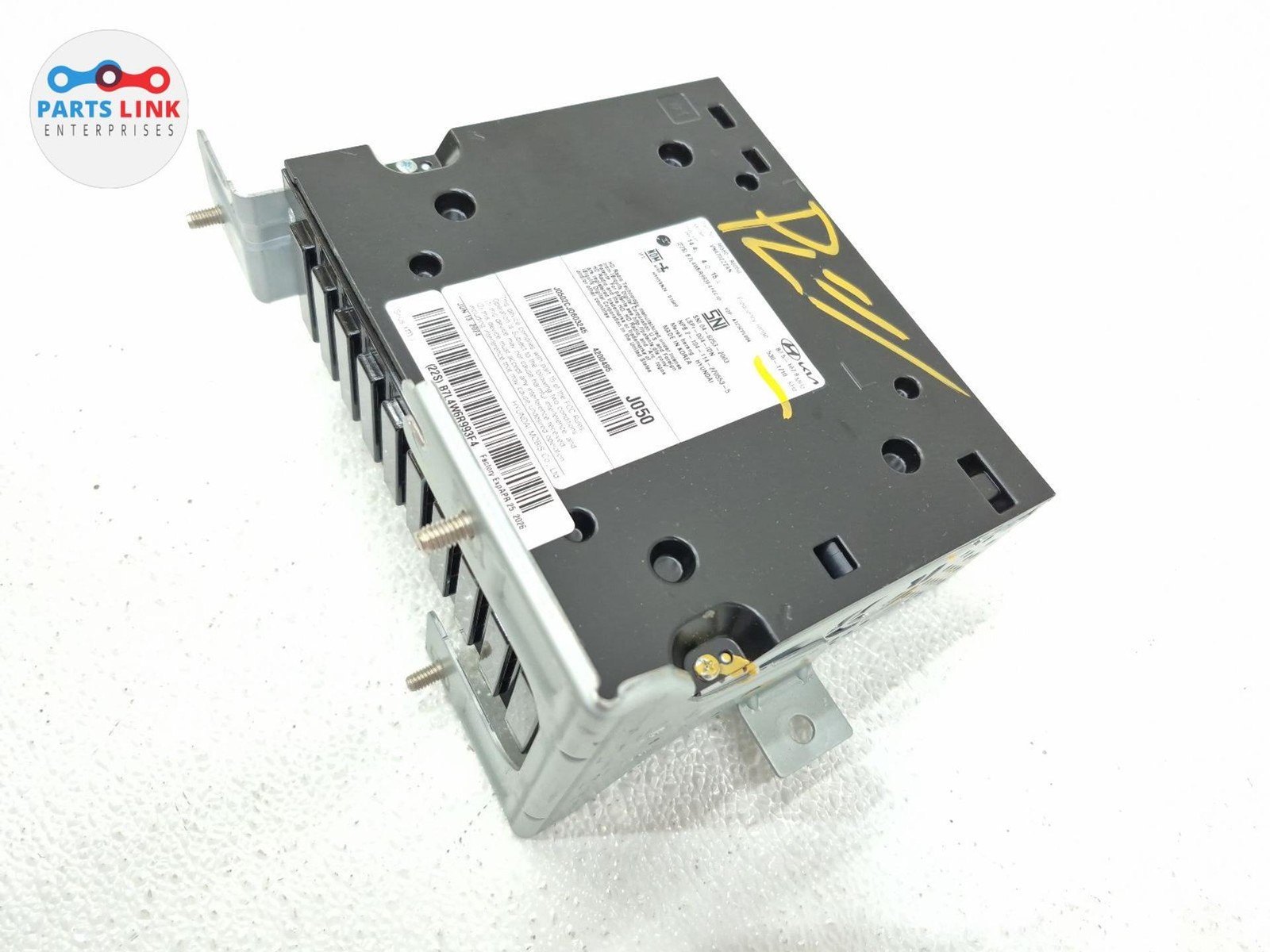 2024-25 HYUNDAI SANTA FE AUDIO RADIO HEAD RECEIVER MODULE 96560-R6050