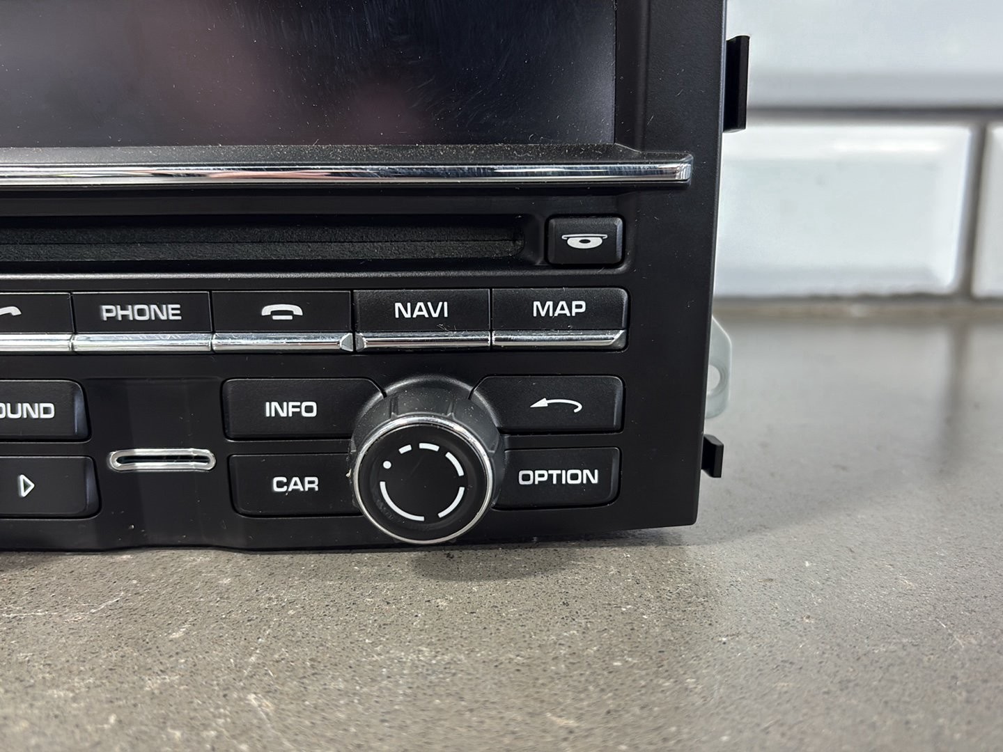 2011 Porsche Cayenne 958 Navigation CD Radio 95864297100 OEM