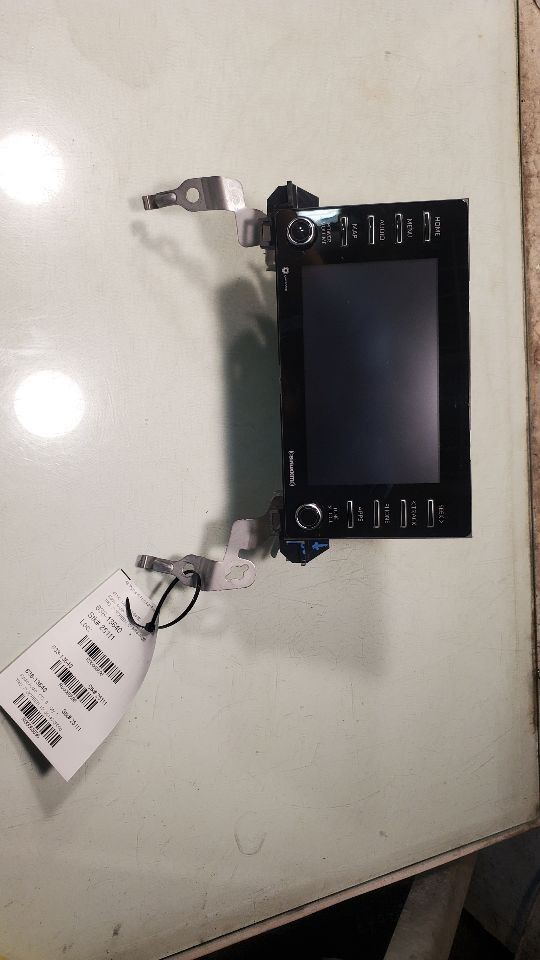 Audio Equipment Radio Display And Receiver Fits 20-23 CAMRY TRD, 7″ SCREEN