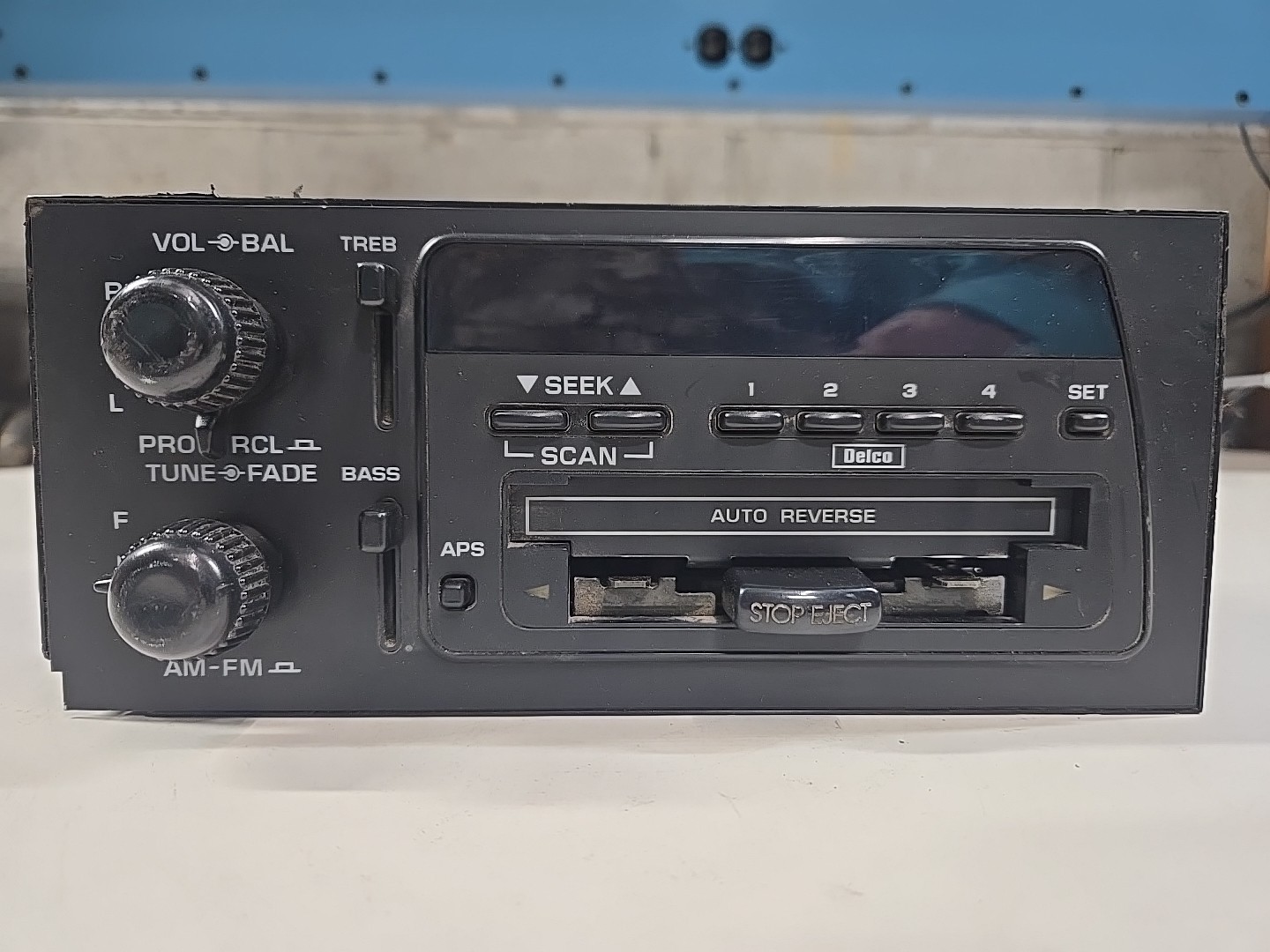 94 95 96 Chevy Camaro Delco Cassette player Radio Factory