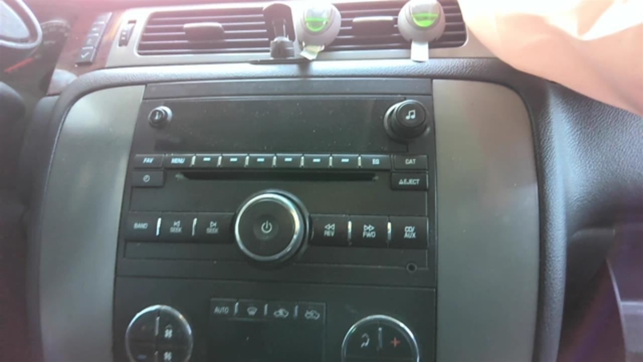 Audio Equipment Radio AM-FM-CD-MP3-USB Fits 11-21 EXPRESS 2500 VAN 27849393