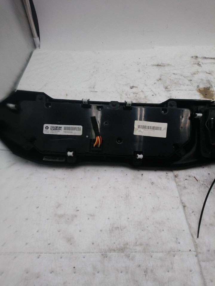 Audio Equipment Radio LHD Display And Receiver Fits 18-20 WRANGLER 612384