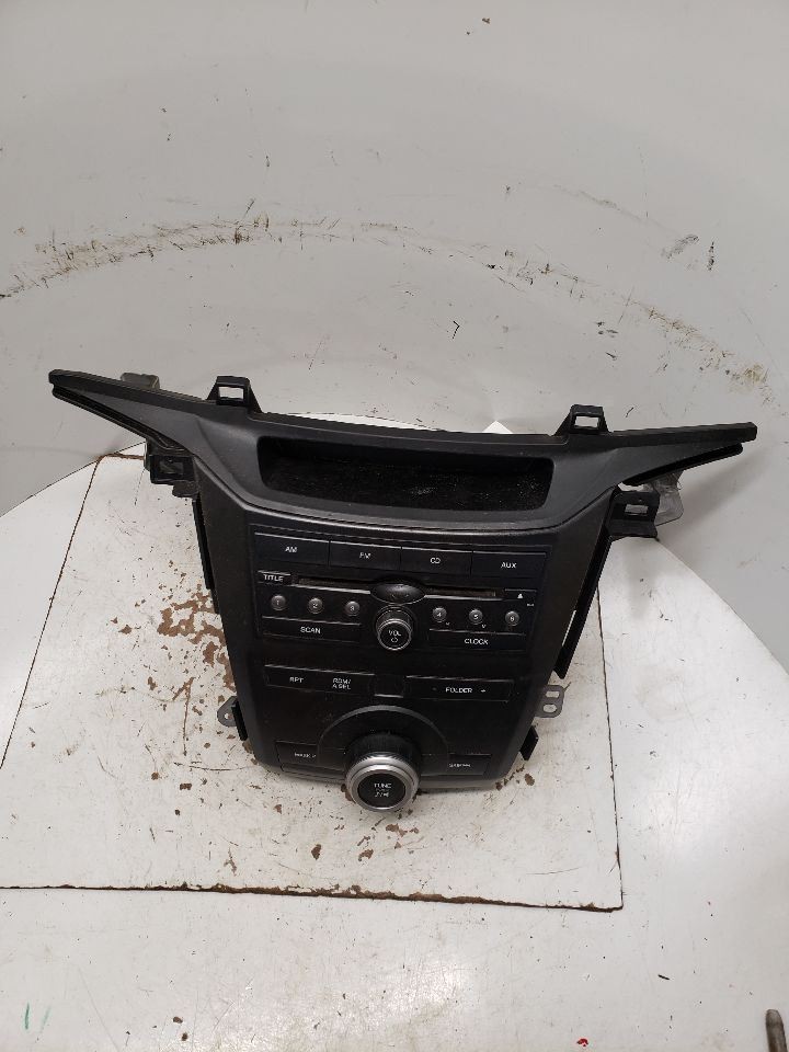 2011-2012 Honda Odyssey Radio Canada Market Audio Assembly LX OEM 1401062
