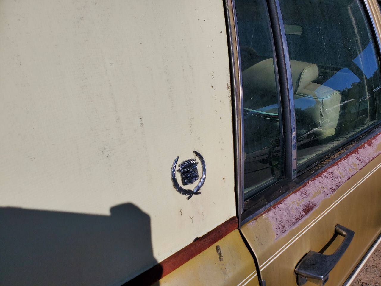 1976 Cadillac Seville OEM Radio Audio