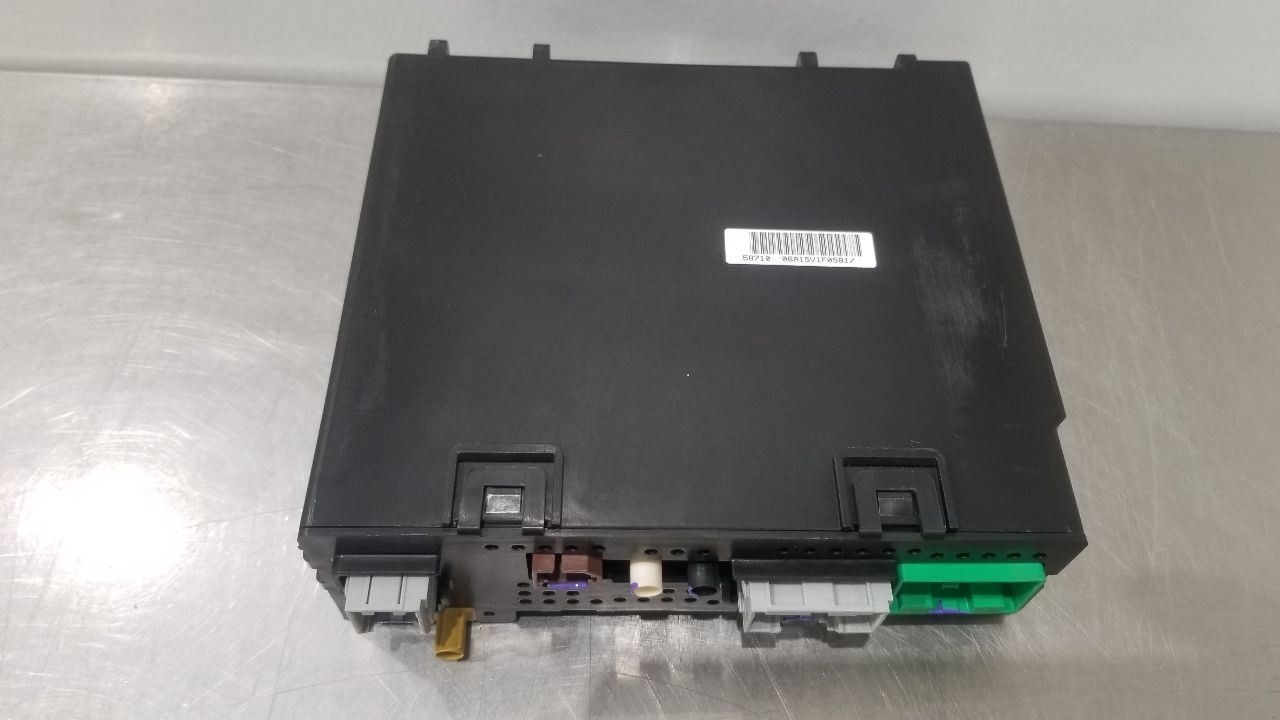 16 CHEVY SILVERADO 2500 HIGH COUNTRY RADIO AUDIO RECEIVER 23402903