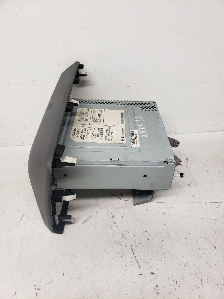 2012 Honda Civic Radio Assembly AM FM CD-MP3 LX Stereo Receiver OEM 1339229