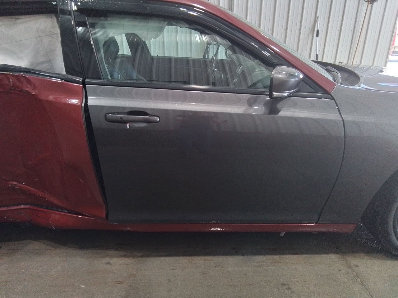 2021-2022 Chrysler 300 Radio 8.4″ Touchscreen Display and Receiver
