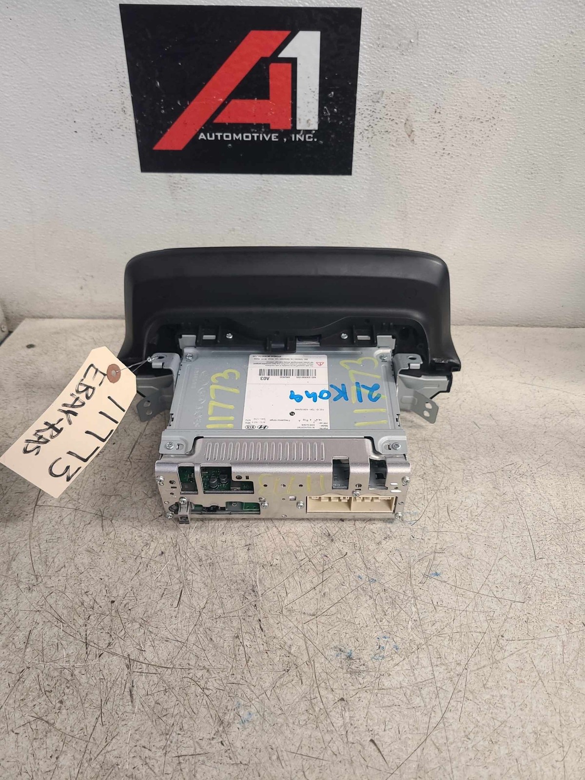 18-21 HYUNDAI KONA Radio Display Receiver US Mrkt W/o Navigation 96160J9020TMT