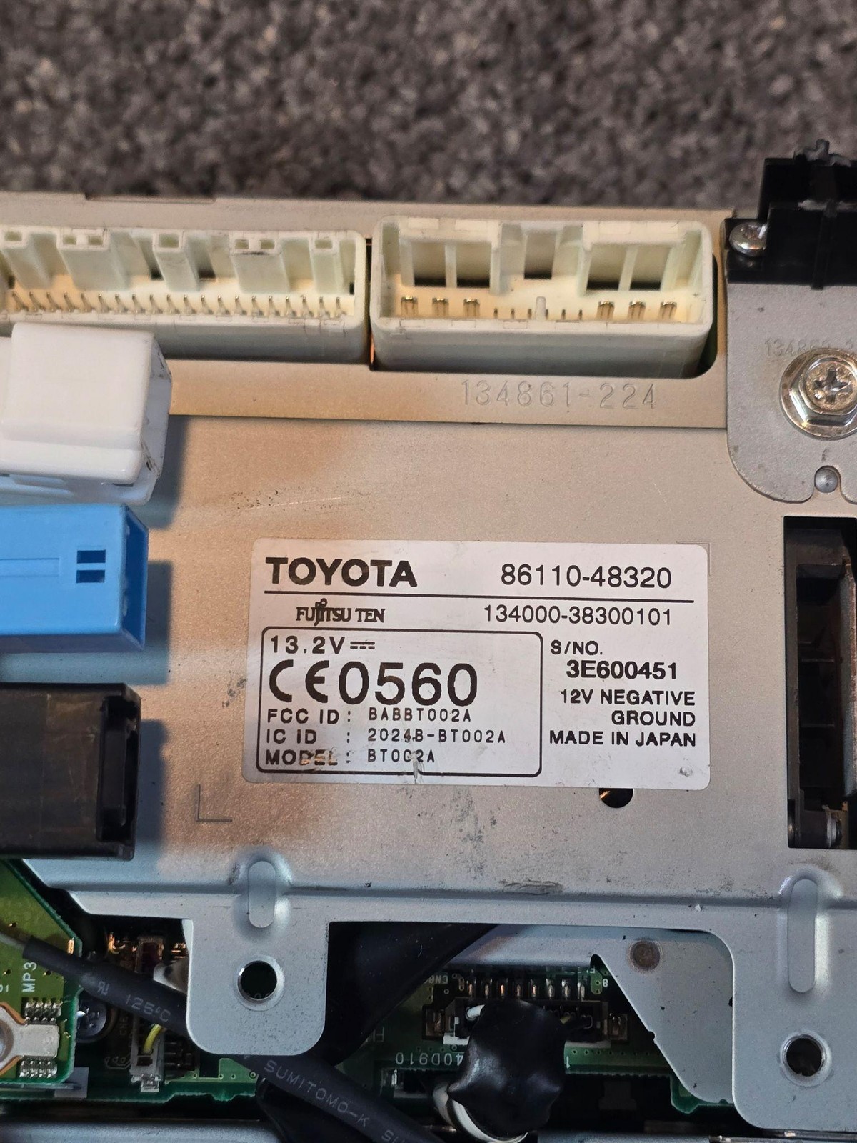 Toyota OEM Navigation Touchscreen Display MP3 Fujitsu Ten 86110-48320 Silver