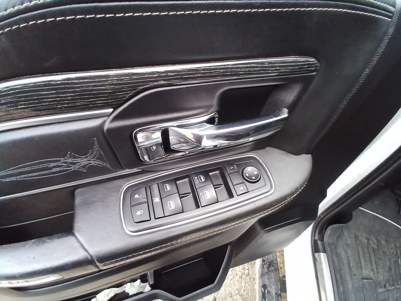68238619AE Radio Receiver w/Navigation from 2015 Ram 1500 12693141