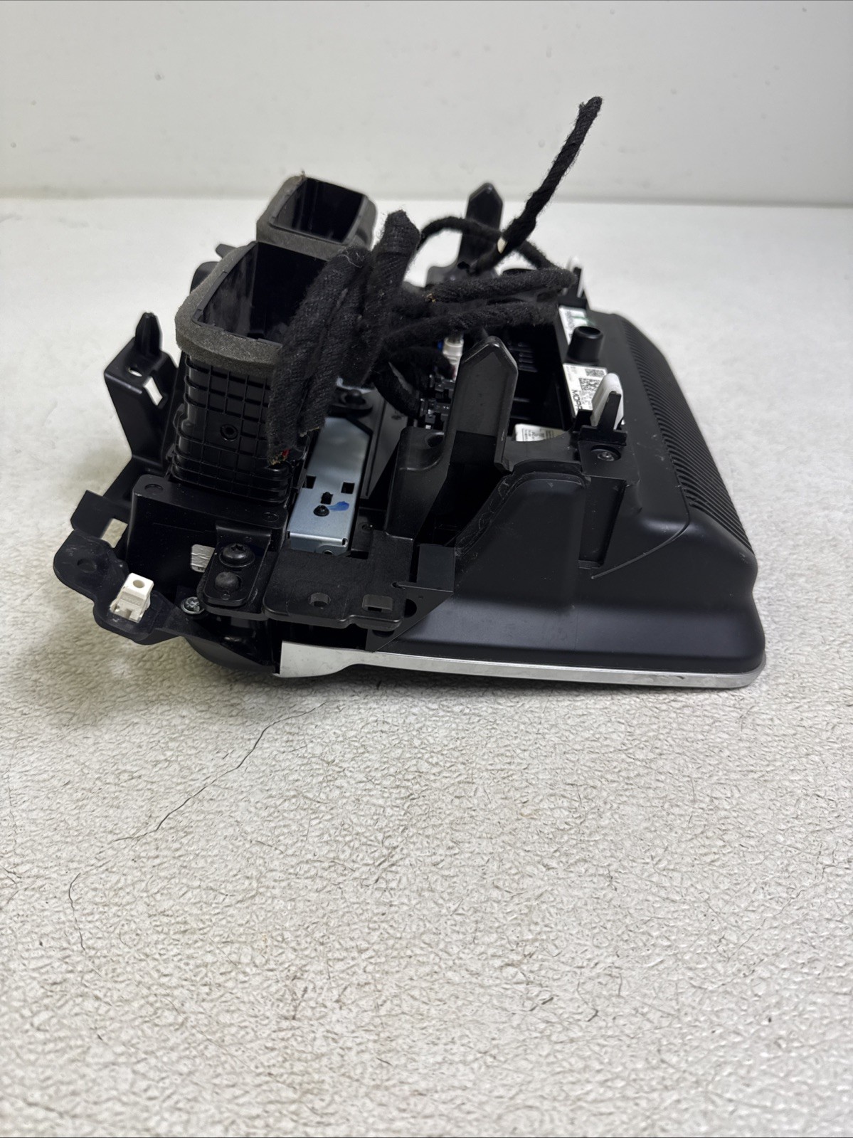 2022-2025 Jeep Compass 8.40 Touchscreen Display Receiver 68453429AI OEM