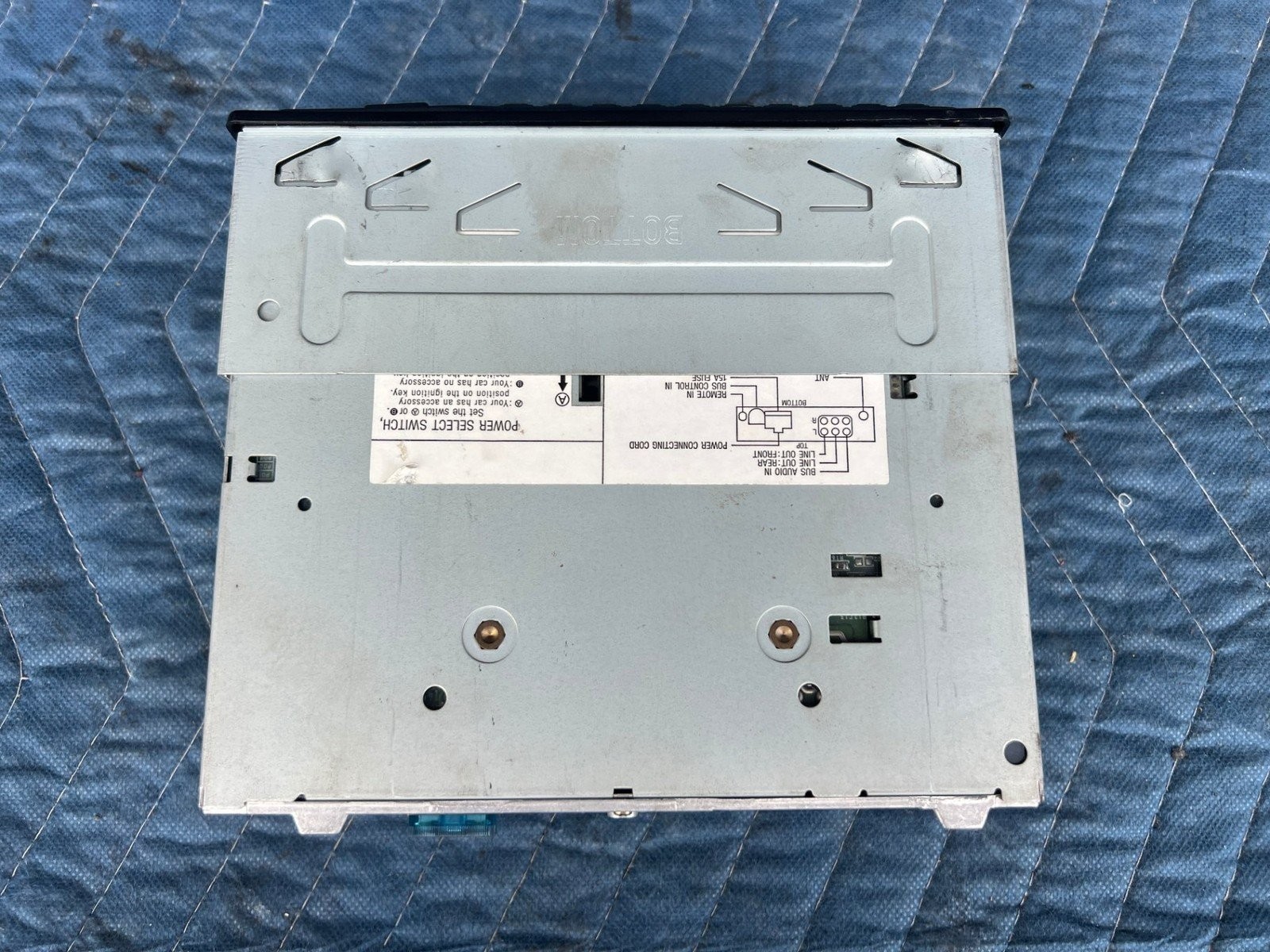 1985-1992 Volkswagen Golf Radio Sony Stereo AM FM CD Player OEM