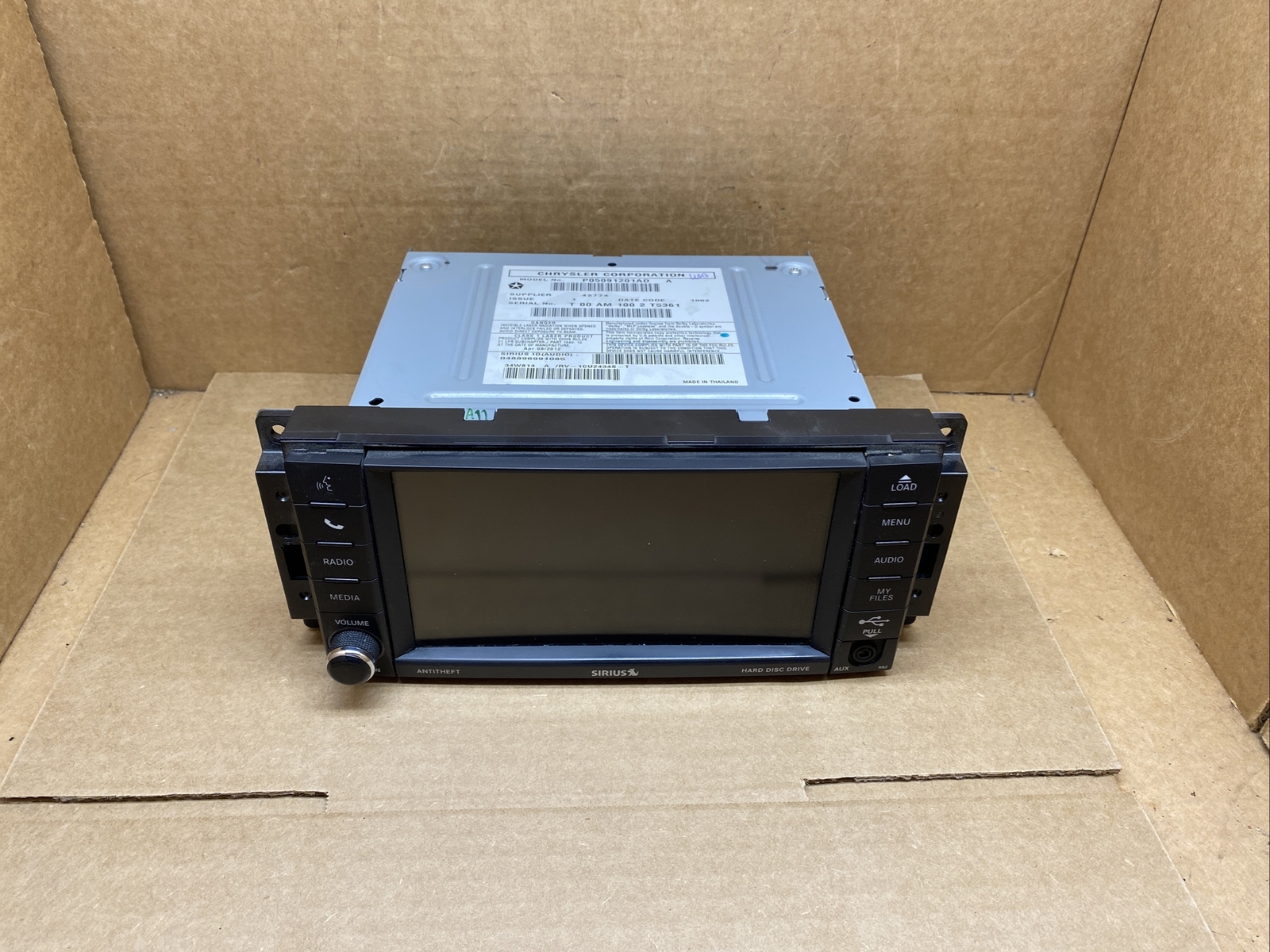 Jeep Dodge Chrysler RBZ MyGIG 430 Touchscreen Radio DVD Player P05091201AD