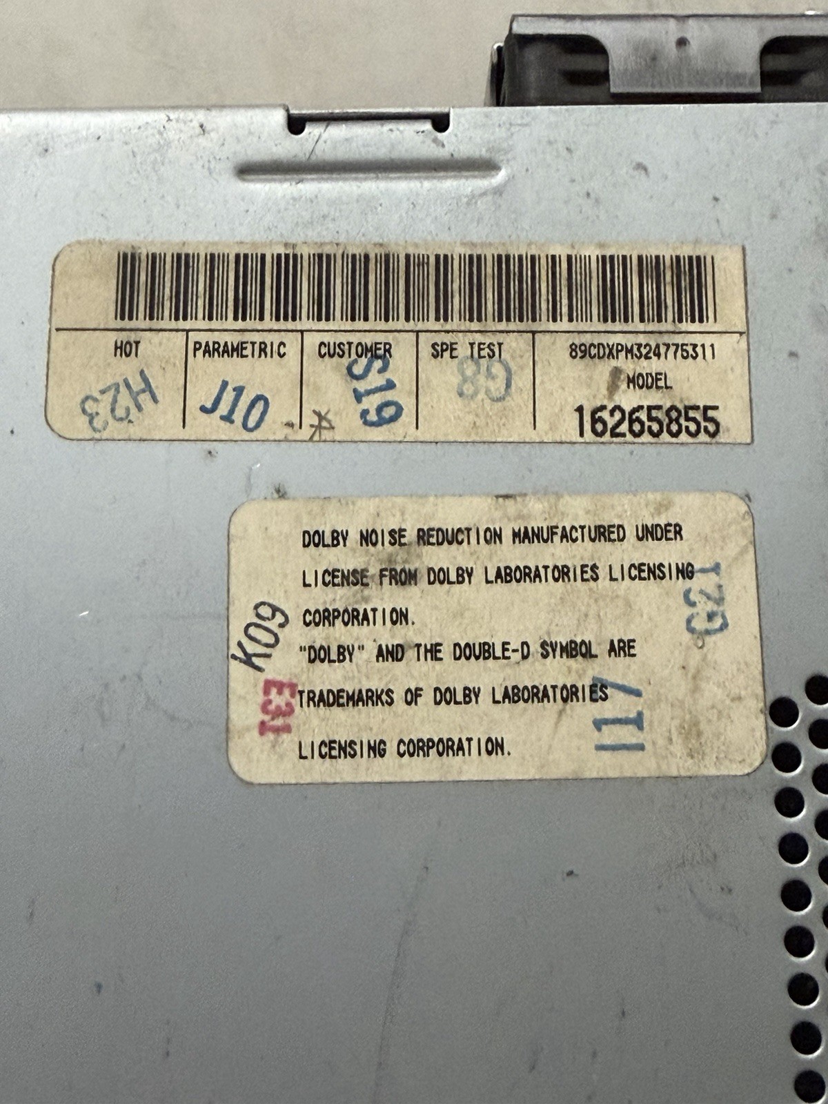 Delco Electronics AM/FM Cassette Car Radio Model 16265855 Theftlock Untested