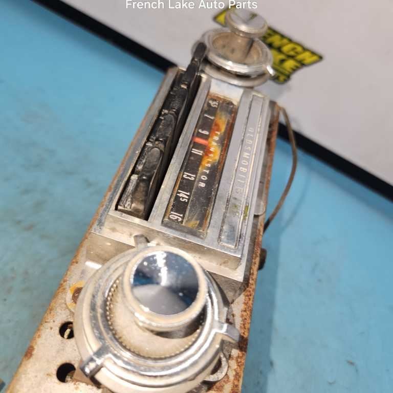 UNTESTED A/M Radio 7289313 Fits 1965 OLDSMOBILE 1242775