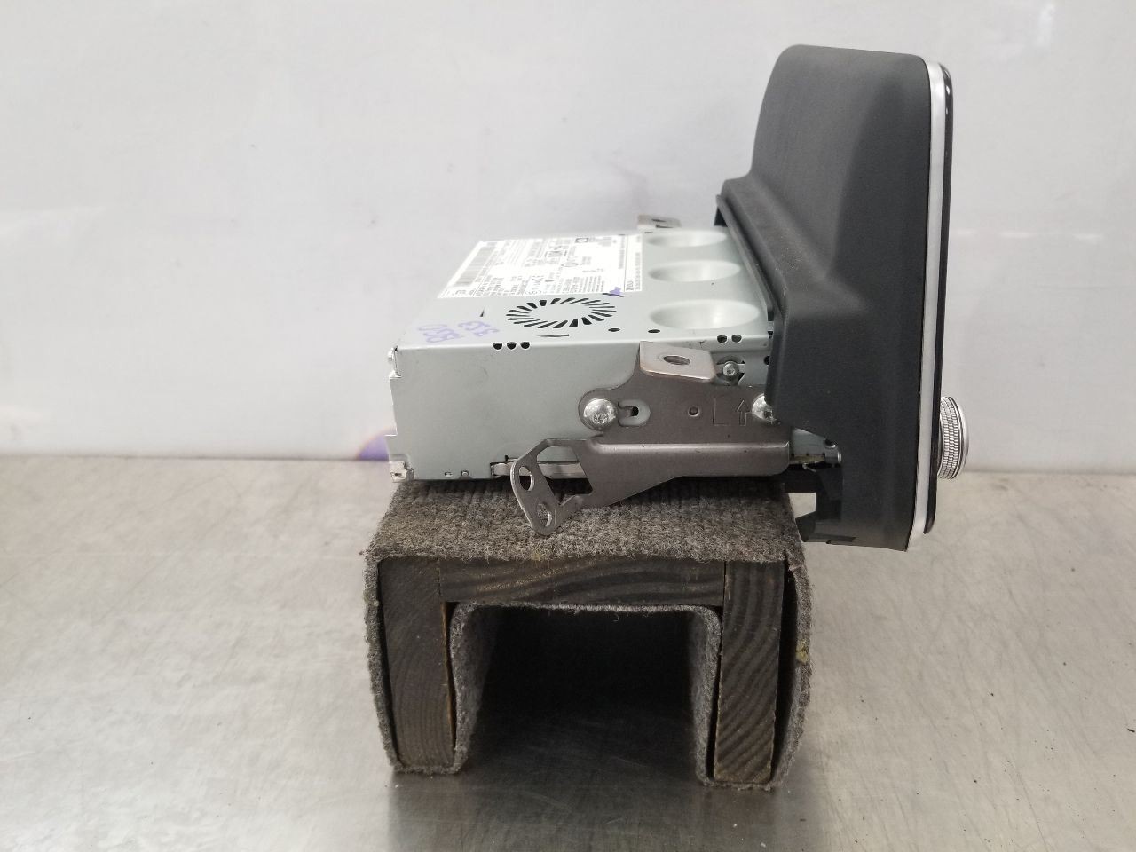 23 NISSAN ALTIMA SV FWD 2.5L AUDIO EQUIPMENT DISPLAY AND RECEIVER OEM