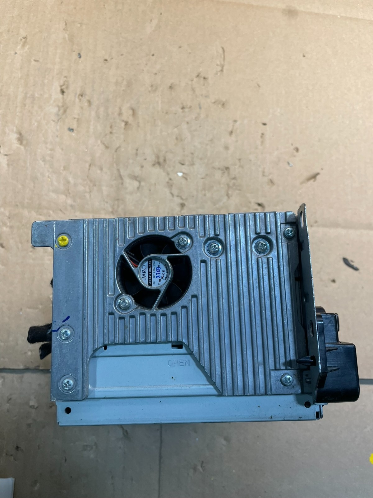 2011 to 2013 Dodge Charger Am Fm Cd Player Radio Receiver OEM W1286 DG