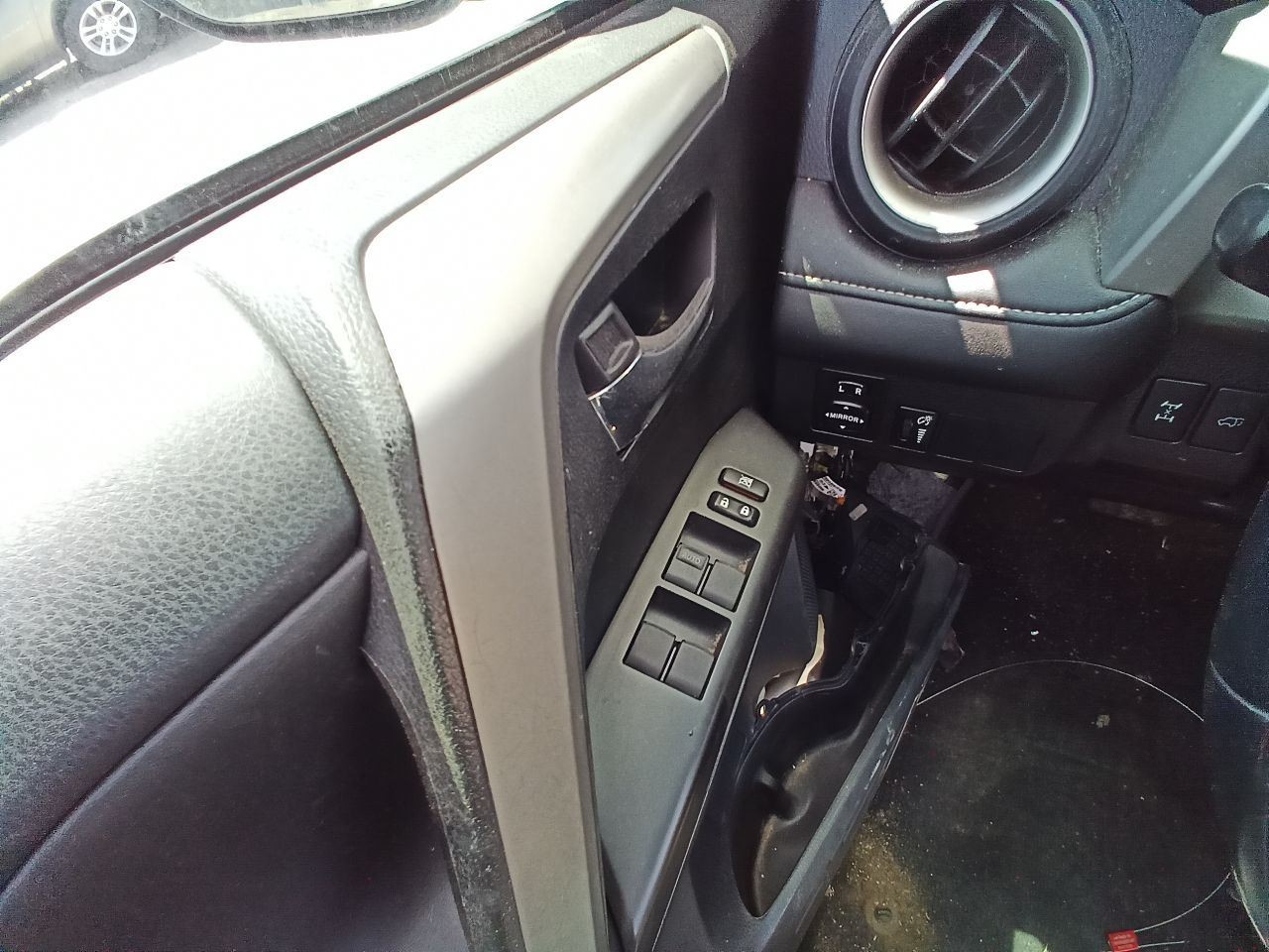 86180-0E011 OEM SiriusXM Satellite Radio Control Module From 16 RAV 413078490