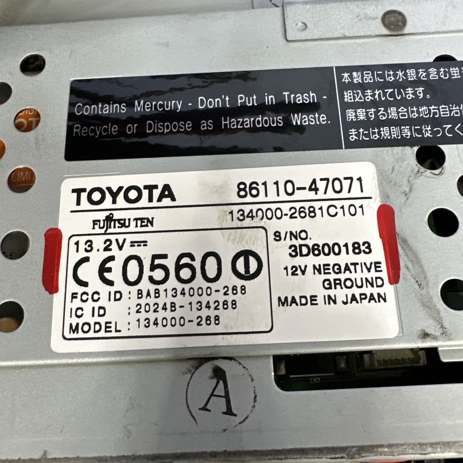 2004-2006 Toyota Prius Navigation GPS Information Display Screen 86110-47071 OEM