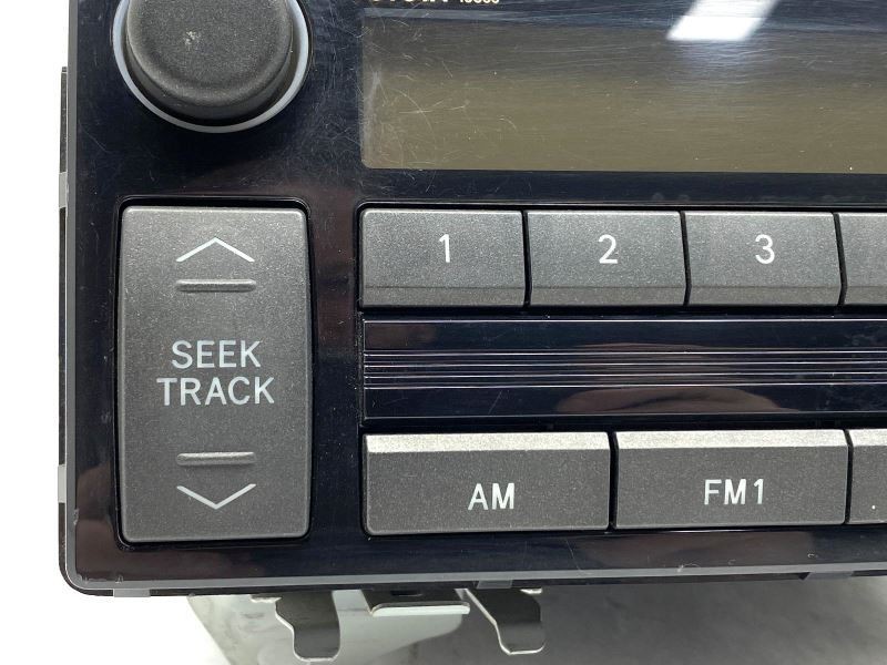 Radio AM-FM-CD ID 16860 86120-AA160 Fits 2005-2006 Toyota Camry LE 28008