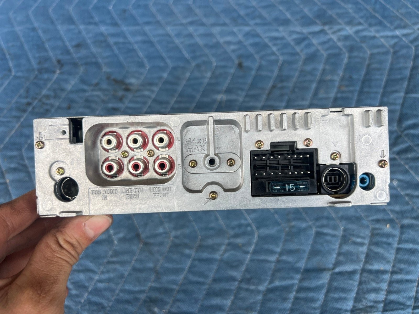1985-1992 Volkswagen Golf Radio Sony Stereo AM FM CD Player OEM
