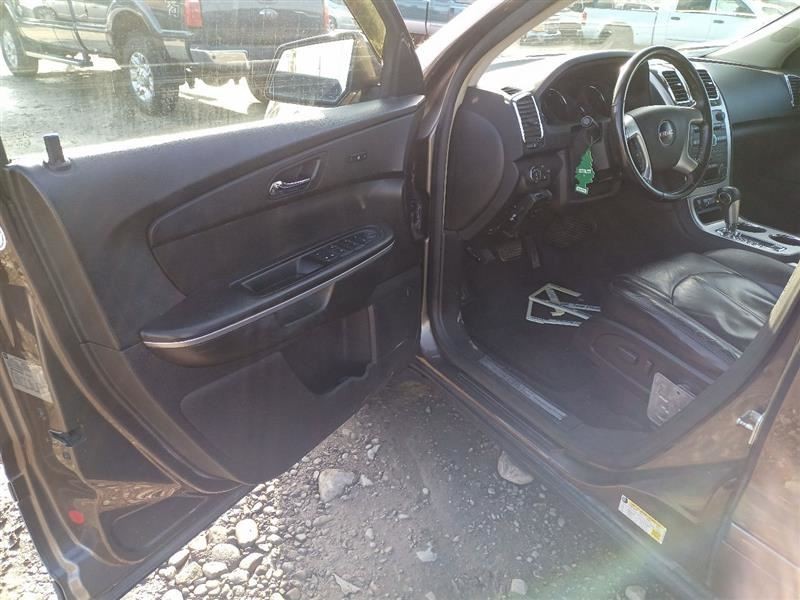 GM 25827118 AM FM Radio CD MP3 Player from 2008 GMC Acadia 10289856