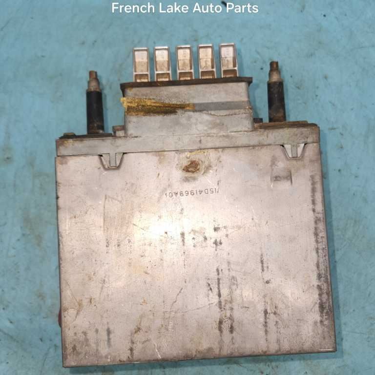 FORD PUSH BUTTON RADIO FOR PARTS OR REPAIR FITS 1965 LINCOLN 1227694