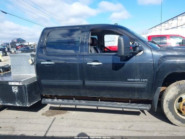 Audio Equipment Radio AM-FM-CD-MP3-USB Fits 11-21 EXPRESS 2500 VAN 12912751