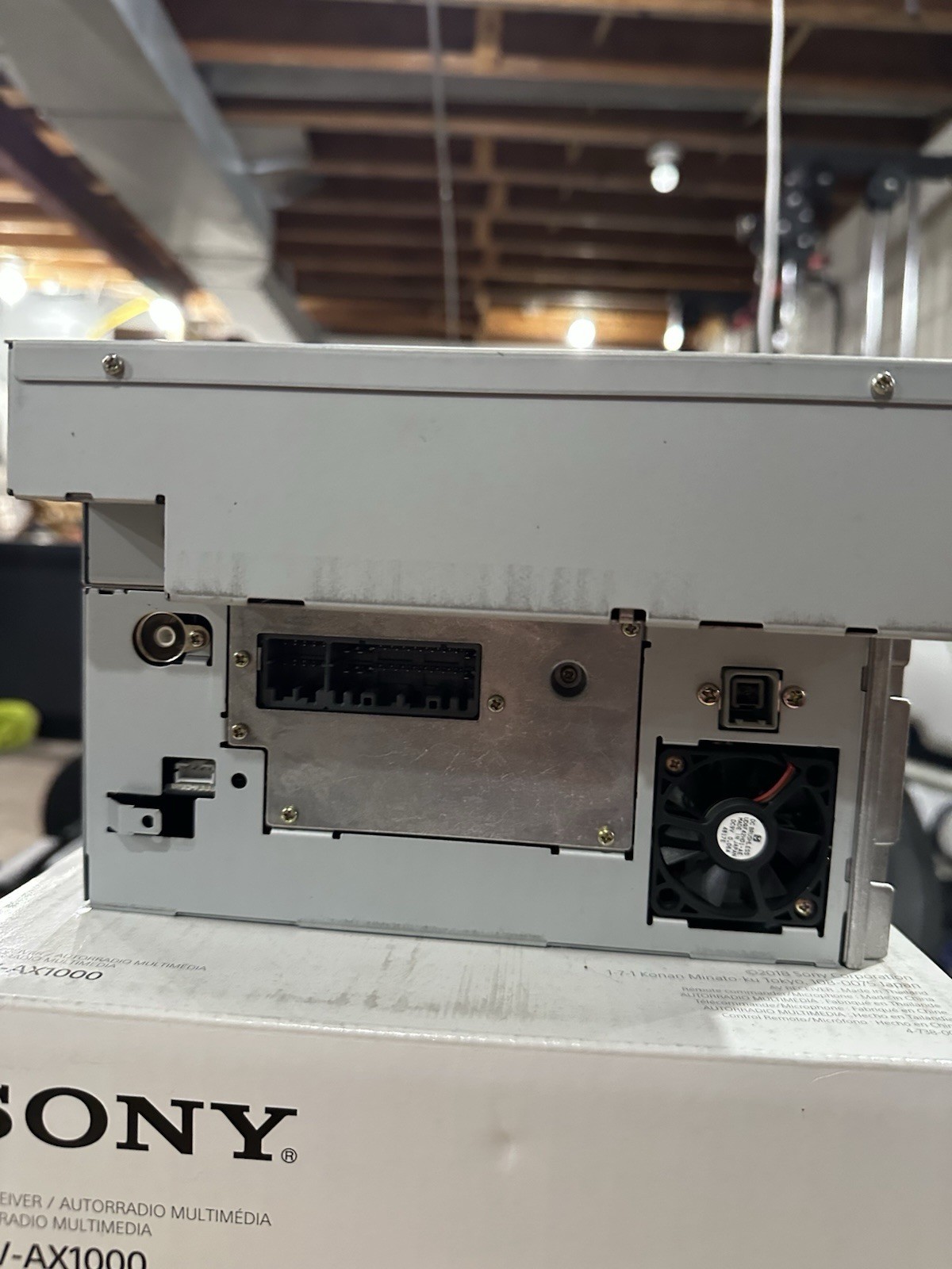 2005 Chrysler/Dodge 300 OEM head Unit