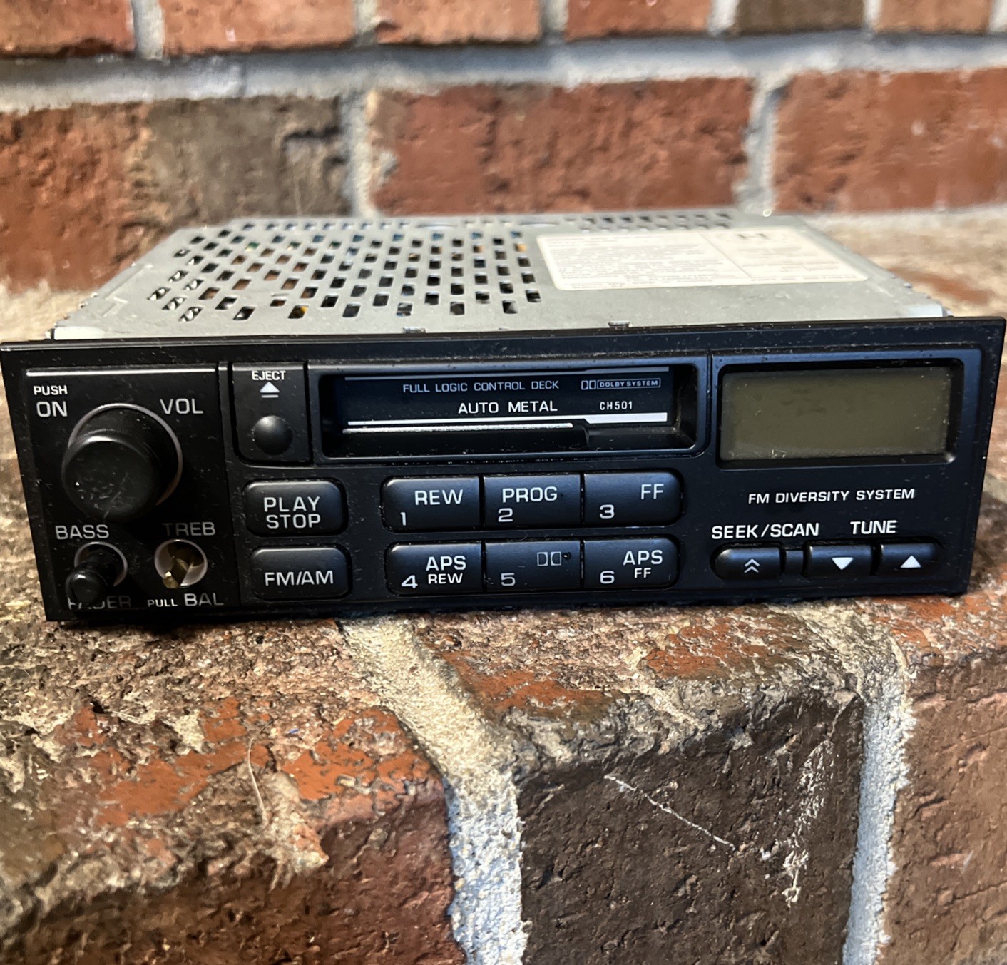 Clarion PN-9551I car radio AM/FM Stereo W/ Cassette Tape Player NOT TESTED