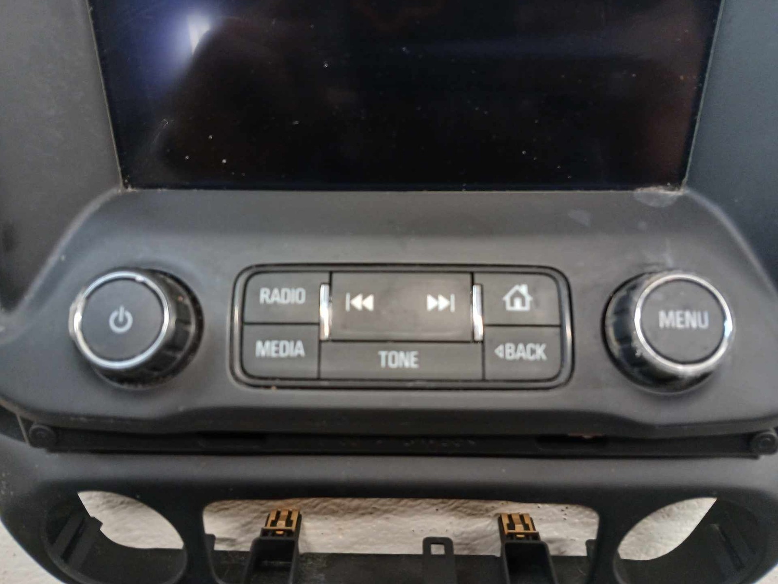 17 GMC Acadia Audio Equipment Radio & Control Panel **May Need Programming**