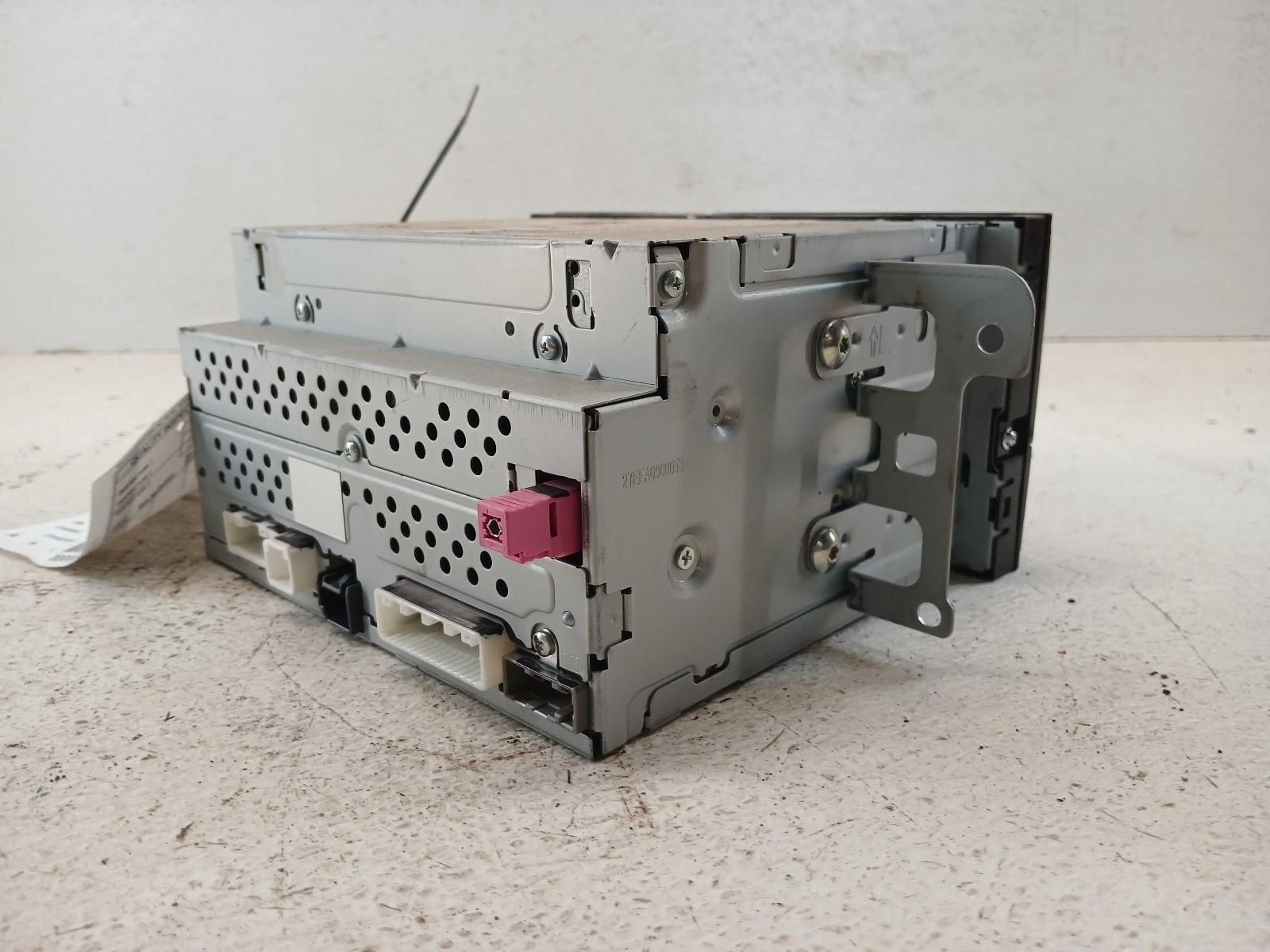 15 Nissan Sentra Radio Receiver AM-FM-CD 5′ color screen *May Need Programming*