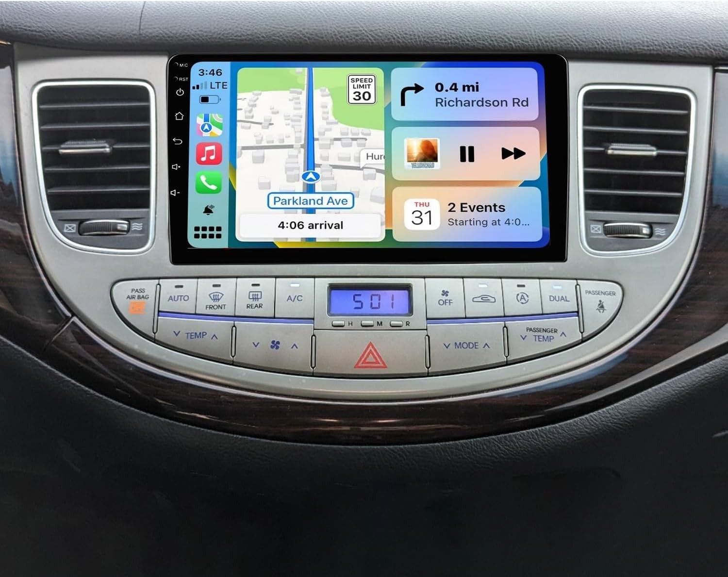 Android 13 Carplay Android Auto Head Unit 9inch For Hyundai Genesis Rohens 09-14