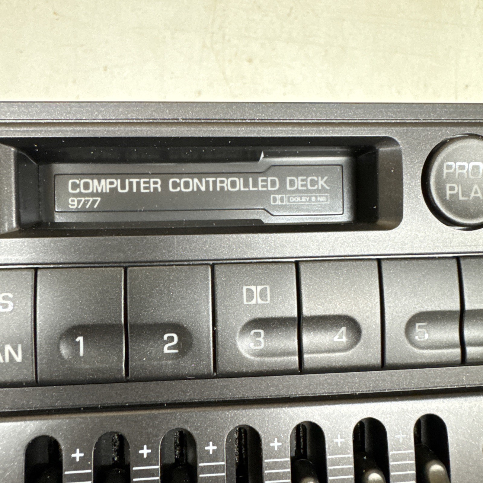 Mitsubishi MB823847 Sterio Radio See Desc 1991-99 Mitsubishi 300GT/Dodge Stealth