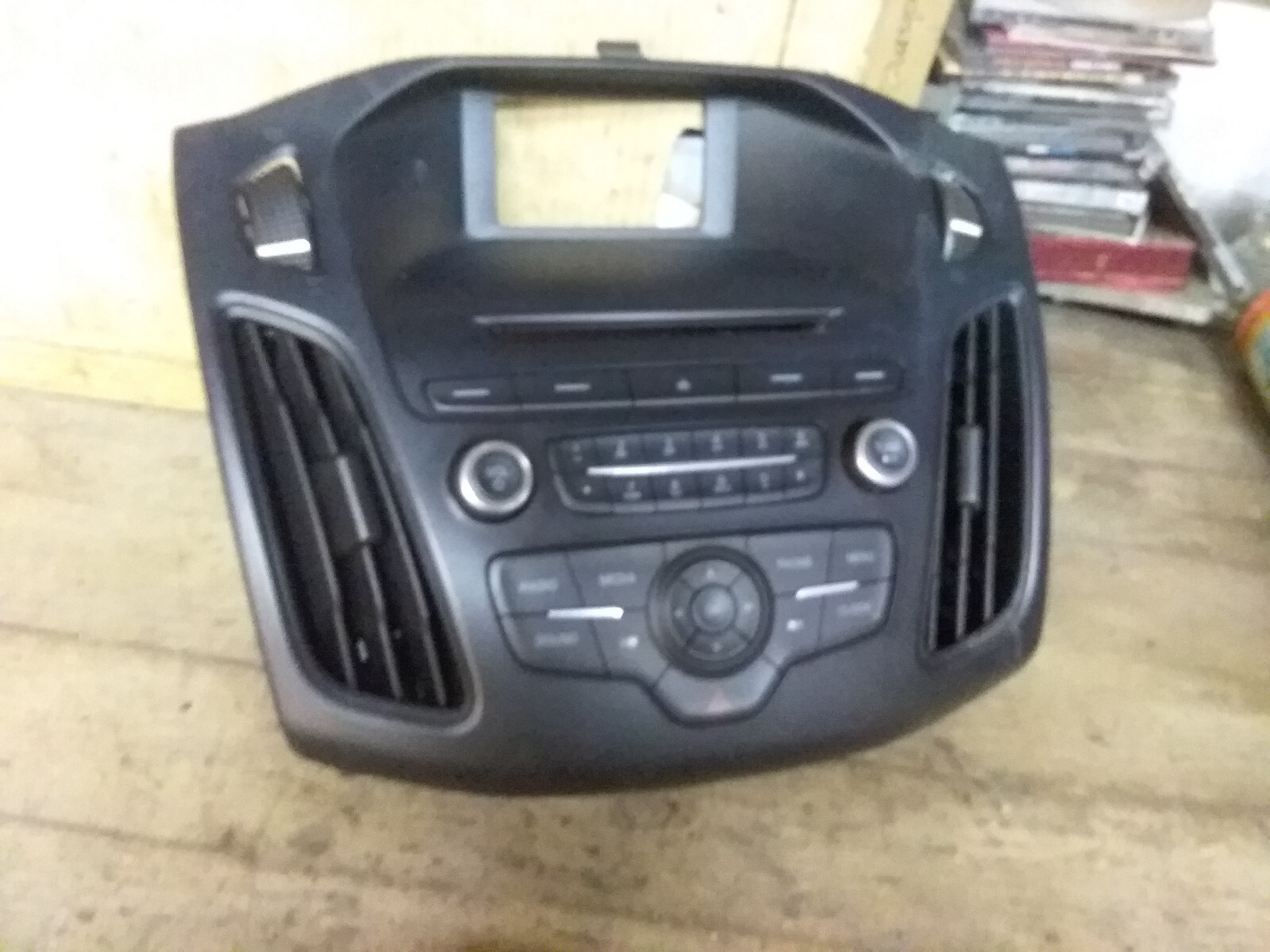 2015-2016 FORD FOCUS RADIO CD PLAYER NON NAVIGATION-NON NON SATELLITE 2015-2016