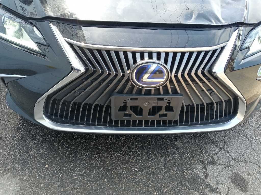 2019 Lexus ES300H OEM Radio Receiver Unit ID 86120-064440 12.3” Screen
