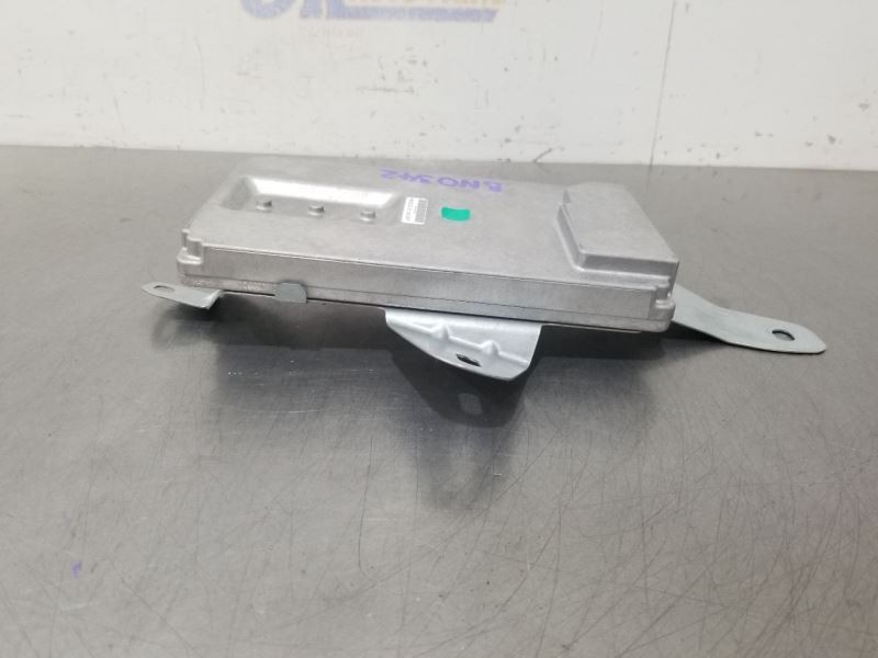 17 2017 MASERATI LEVANTE OEM RADIO AMP AMPLIFIER 06701025110